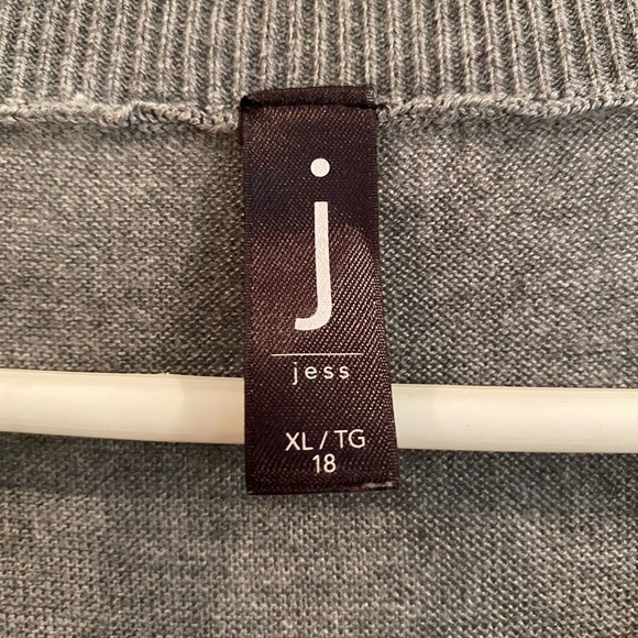 Jess layered sweater - Picture 6 of 7